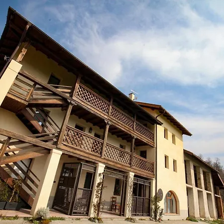 Viola Nature Retreat